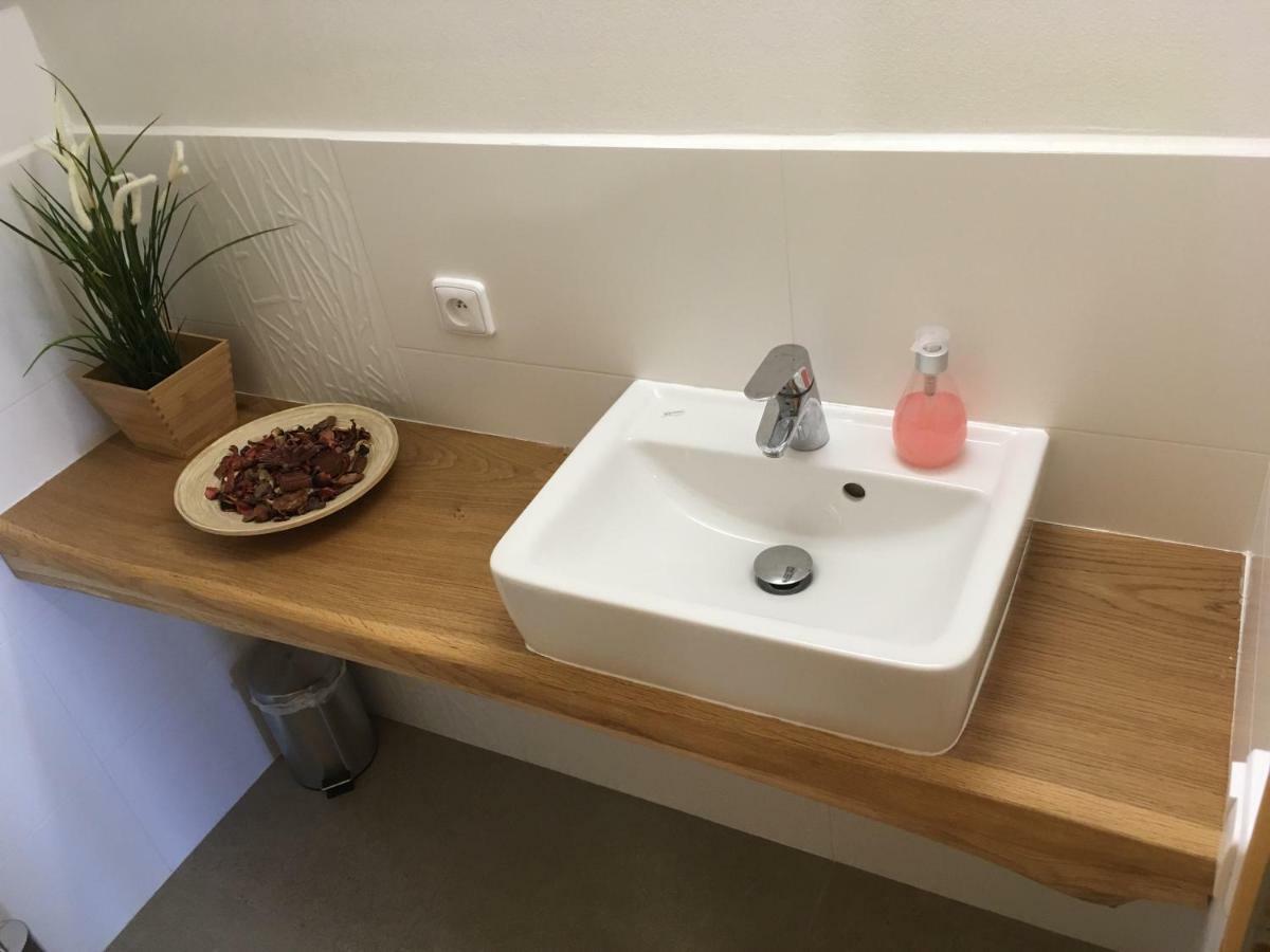 Horsky Apartman Vyhlidka Rejviz Zlaté Hory Екстериор снимка